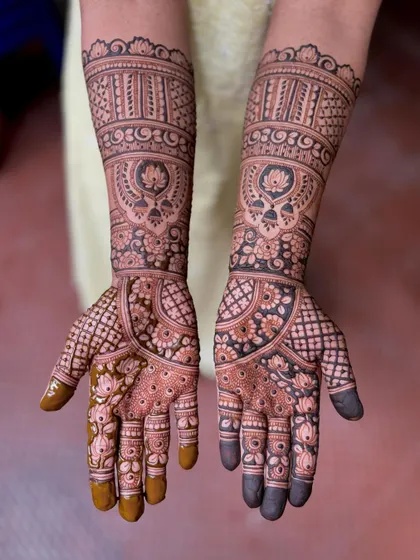 A straight-on view, perfect for seeing the full detail of the palms and arms.