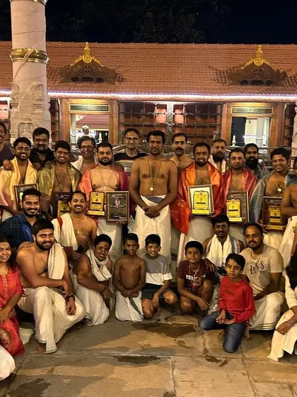 The entire Kalavadhyam Kshethra Vaadhya Kala Sangham family together. This is the community that learns, performs, and grows together.