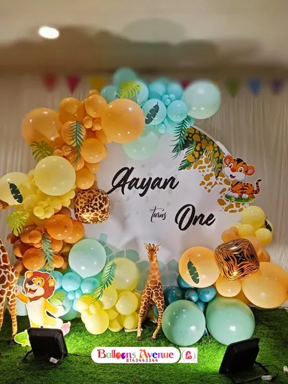 A bright, well-lit shot of the jungle theme backdrop, showing how the colors pop.