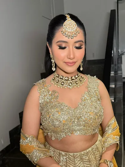 A closer look at this beautiful smokey eye. The blending is key to creating a soft yet defined look that enhances the eyes without being too heavy.