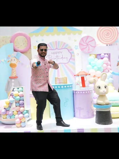 My signature pose at a premium birthday party. I bring the same level of energy and professionalism to private parties as I do to large corporate events.