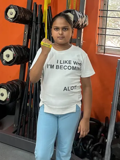 Kaaswi has earned her yellow band for a top performance in the basic level. We love seeing our students grow.