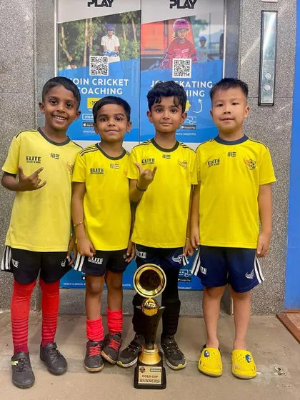 Four members of our U07 team with their runners-up trophy from the Decathlon TFP Cup.