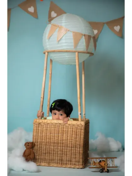A peek-a-boo moment from our hot air balloon prop.