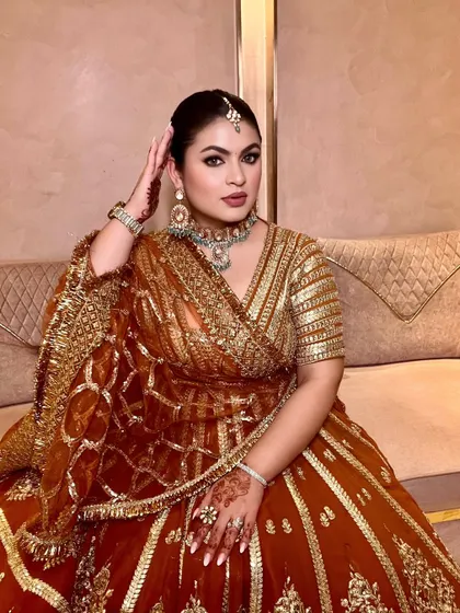 Feeling like a queen in this traditional outfit.