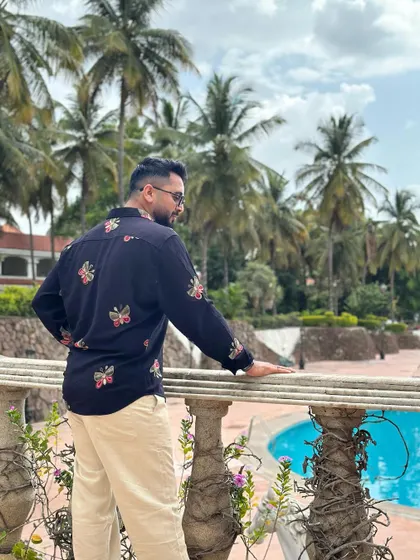 Looking out over the resort. Even when I'm not on stage, I'm always in the zone.