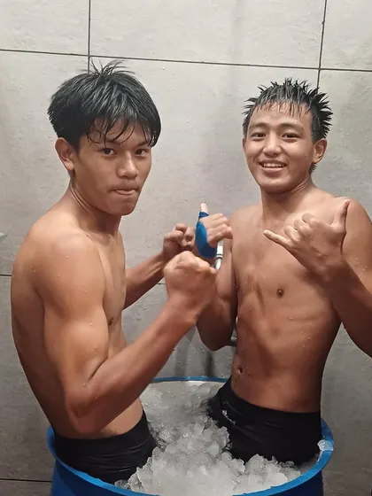 Good vibes during a post-match recovery session. Our players know that proper recovery is key to consistent high performance.