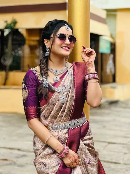 A fun and modern take on bridal styling, pairing my silver-finish CZ jewellery set with sunglasses. Perfect for a daytime wedding event or a pre-wedding shoot.
