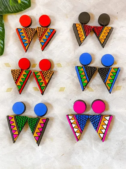 These images display the extensive variety of earrings I create, from jhumkas to studs and danglers, all showcasing different patterns, colors, and shapes ready for bulk orders.