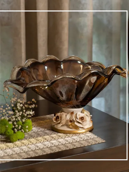 A decorative bowl from my Murano Collection, showcasing its vibrant artistry and refined luxury. The piece is crafted to bring a touch of timeless elegance and bold charm to your space.