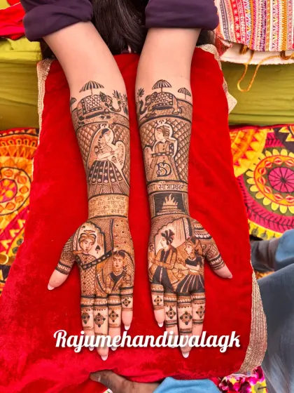 This design captures the complete wedding story, from the baraat procession on the arms to the pheras and family portraits on the palms. Every part of the hand tells a different chapter.