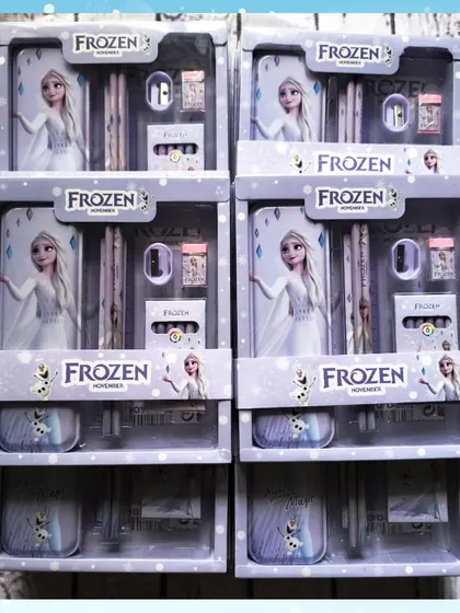 A closer look at the Frozen-themed stationery sets, which include a pencil case, pencils, an eraser, and more, all featuring Elsa.