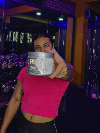 Still settling for bland creatine? I amp it up with the refreshing Citrus Blast flavor in MB CreAMP from MuscleBlaze.