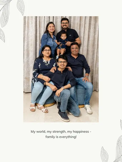 The whole world in one frame. This multi-generational portrait shows the strength and happiness that comes from family, a beautiful memory for everyone.