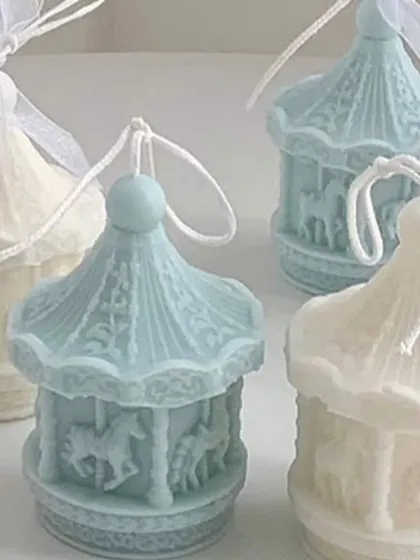 The carousel candles are also available in lovely pastel colors, perfect for a themed party or a child's room.