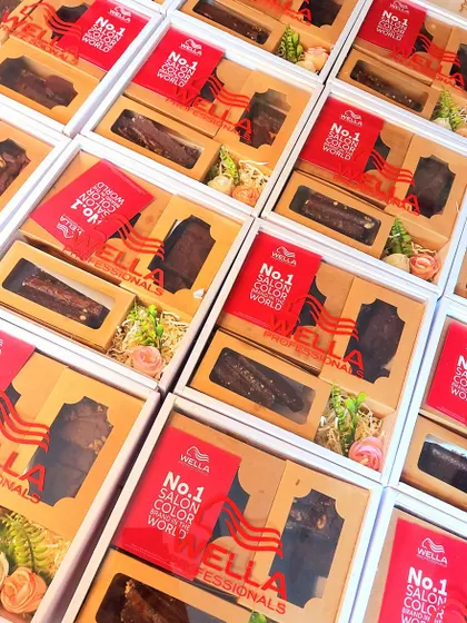 A PR hamper we designed for Wella Professionals' Christmas campaign. The simple yet elegant box design was perfect for their corporate and influencer gifting needs.