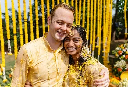 After the playful chaos of the phoolon ki holi, this quiet moment of connection is what it's all about. My goal is to create an environment where you can feel completely present and soak in every happy memory.