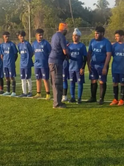 I am speaking with the team before they take the field in Goa. Final instructions and motivation are key before any big game.