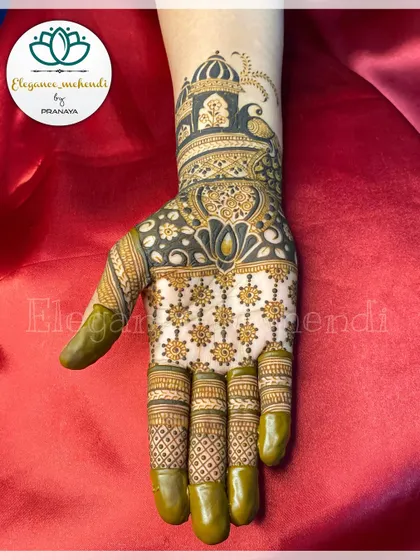 An Indian design demo created for my students. This piece combines a dome, a peacock, and a lotus motif, showcasing various techniques in a single design.
