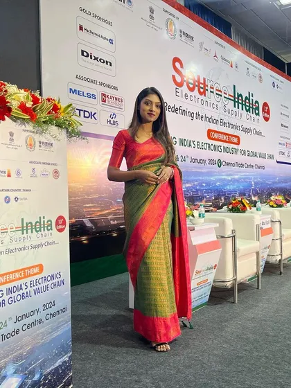 On stage for the Source India conference, organized by Elcina.