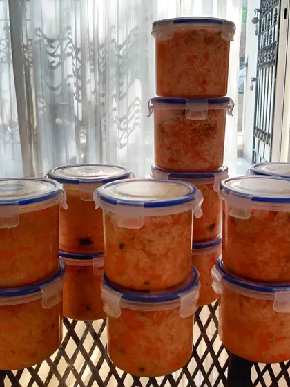 A fresh batch of my chicken meal boxes, all packed in airtight containers and ready for delivery. I prepare food in bulk to ensure freshness and can deliver multiple meals at once for your convenience.