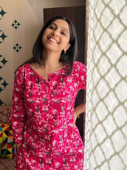 Stay cool and stylish this summer with our breezy magenta floral kurta co-ords. A perfect outfit for a warm day.