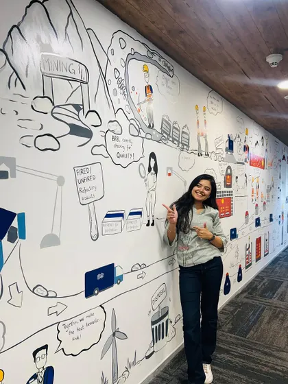 Pointing out some of my favorite quirky details in the finished RHI Magnesita mural. The speech bubbles and characters really bring the story to life.