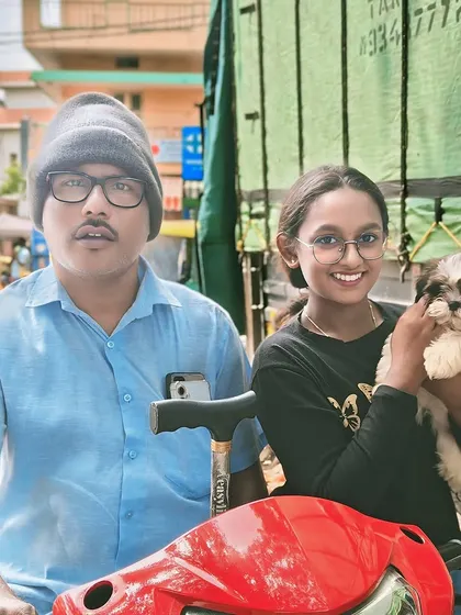 This happy customer is taking home a beautiful Shih Tzu puppy. I offer free doorstep delivery anywhere in Bangalore.
