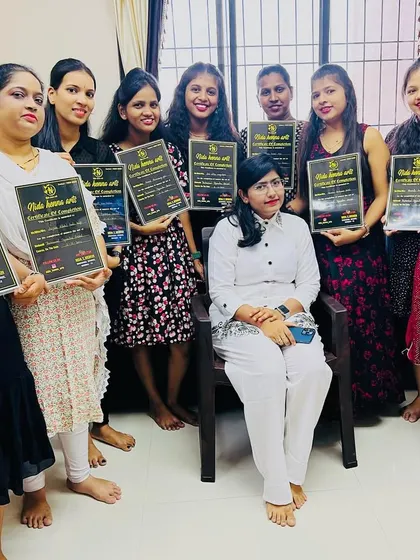 My students, my pride. Another batch of certified mehandi artists ready to make their mark. I will miss you all.