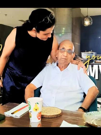 A daughter celebrating with her hero. It was so special to see daughters bring their fathers to our workshops to share a creative experience.