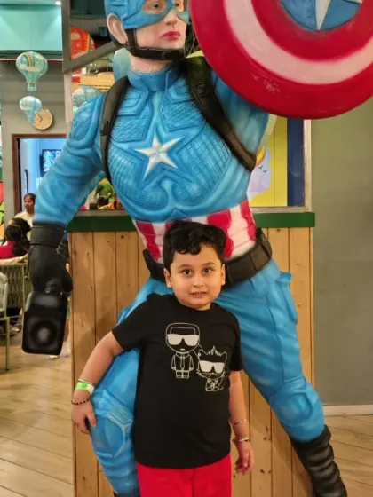 A young hero stands proud with Captain America. Our life-sized character statues also provide fantastic photo opportunities throughout our venue.