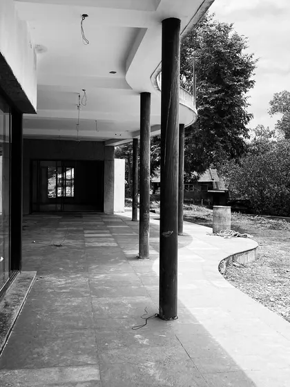 The veranda of Ridge House taking shape. Even in its raw, unfinished state, you can feel the connection to the landscape and the promise of the stunning views to come.