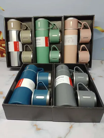 These vacuum flask sets are ideal for bulk corporate gifting, especially for occasions like Diwali. Each set includes a flask and matching cups, and I can customize them with your company logo.