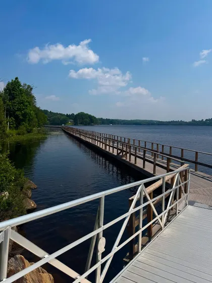 The scenic floating boardwalk and beautiful lake in Huntsville.