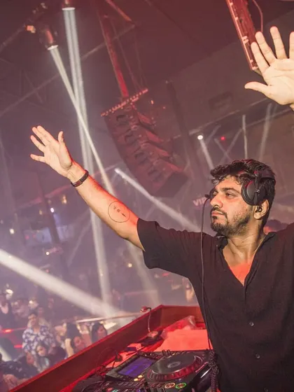 Hands up for the Goa crowd! Engaging with everyone and sharing the energy is a huge part of my performance.
