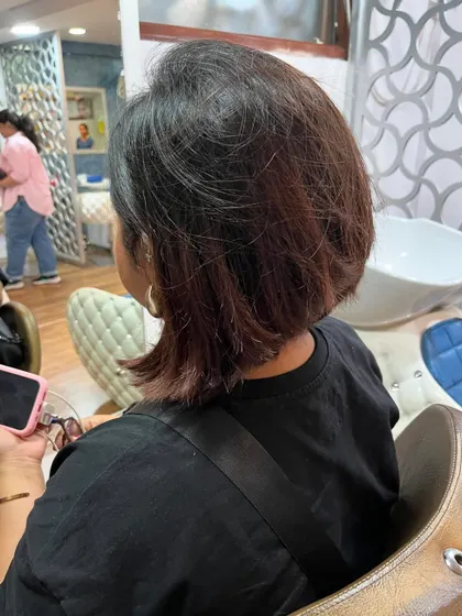 The before shot, showing the previous colored bob.