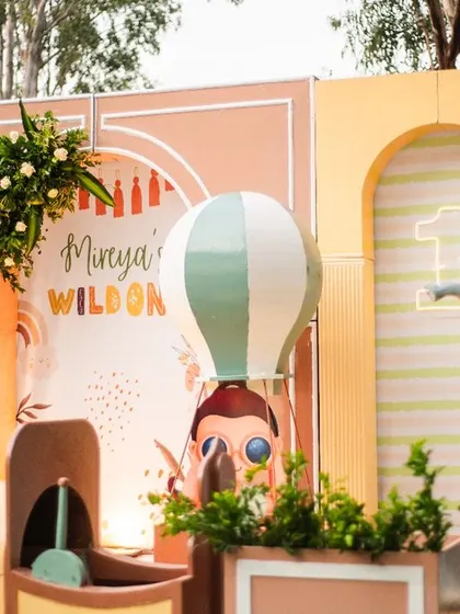 Another angle of the 'Wild One' stage, highlighting the elephant and flamingo props. I use a variety of animals to create a lively and diverse jungle scene.