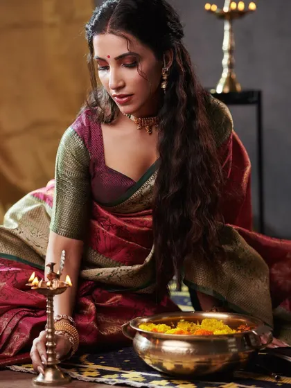 Creating a traditional and serene look for Anjly Tripathi. This festive shoot involved soft, warm tones and a classic bindi to complete the look.