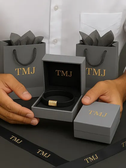 This Father's Day, give something timeless for the man who has given you everything. Our exclusive menswear collection comes beautifully packaged, ready for gifting.