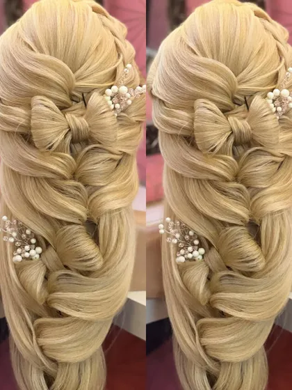 A detailed image of the open hairstyle with bows, a very creative and unique look.