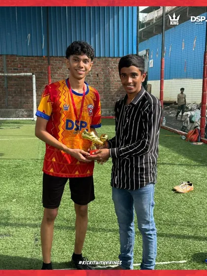 Recognizing individual brilliance. Our player receiving the Best Striker award for his phenomenal performance in the U15 tournament.