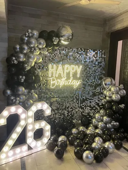 Another view of the stunning sequin wall decoration.