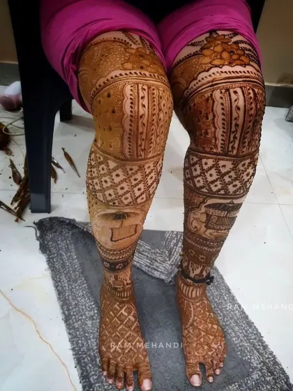 My bridal mehndi services are not just for hands. I create elaborate, full-coverage designs for legs as well, matching the theme and intricacy of your arm mehndi to create a complete, stunning bridal look from head to toe.