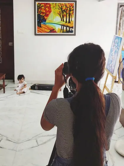 A little behind-the-scenes look from before I moved into my dedicated studio. This is my niece, who often made a cute appearance during my work-from-home photoshoots. It’s a reminder that art and life are always beautifully intertwined.