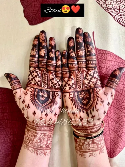 The rich, dark stain on this intricate design demonstrates the quality of my henna paste.