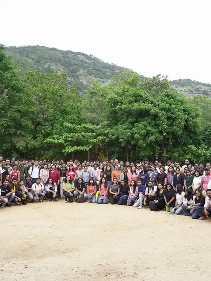 A great turnout for the Schneider Electric team building event at our Nandi Hills location. We have ample space to host large corporate groups for a full day of activities and bonding.