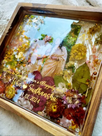 A beautiful and vibrant frame created as a wedding gift for a couple, requested by my dad. It's a special feeling when family loves and supports my work.