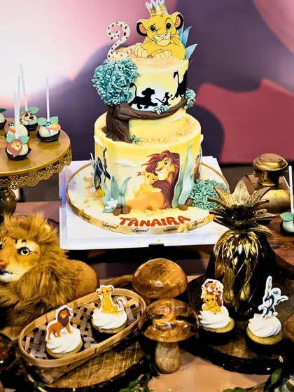 We brought the Pride Lands to life for a special second birthday. This dessert table was a feast for the eyes, with a stunning Lion King cake, themed treats, and rustic details that transported guests straight to the heart of the savannah.