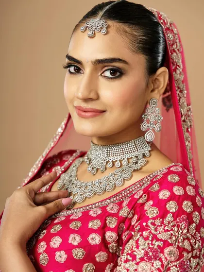 A closer look at the flawless skin and soft, defined eyes from this bridal shoot. Notice how the highlighter catches the light without looking glittery.