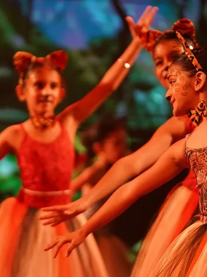 A beautiful pose from our forest friends ensemble. The coordination and synchronicity of our dancers is something we work on tirelessly.